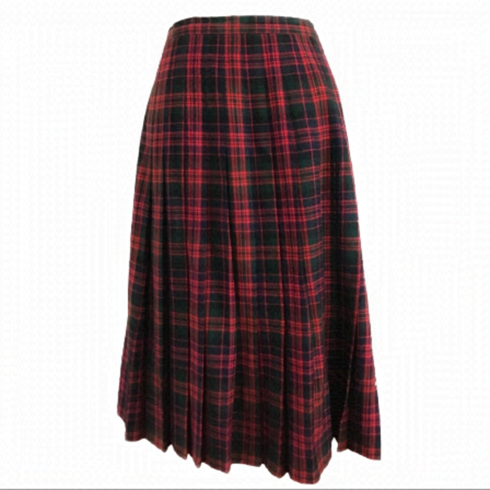 Plaid A-Line Skirt in Red and Black
